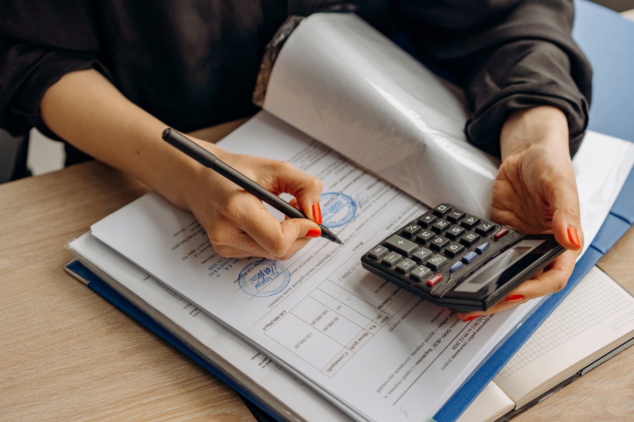 Why Outsourcing Bookkeeping Makes Financial Sense